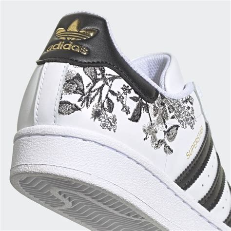 adidas superstar weiß blumen streifen|Adidas Superstar kaufen.